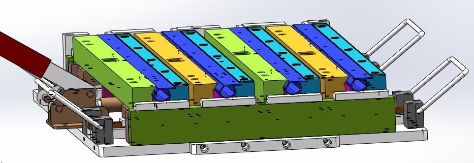 盖前条PC夹具