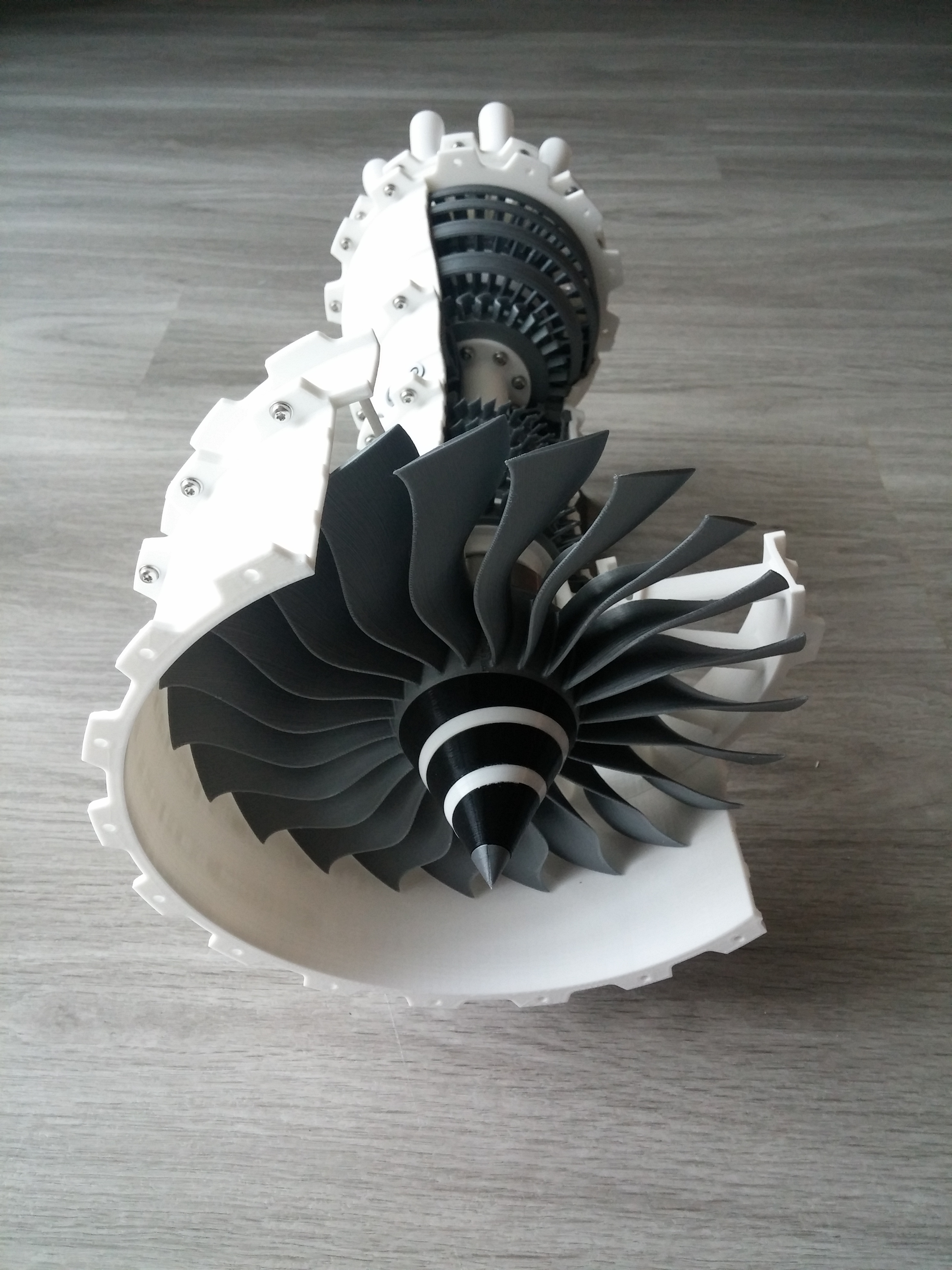3d-printable-high-bypass-jet-engine-1.snapshot.45