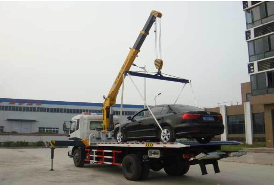 D0560-带吊机的清障车模型三维SW2018带参