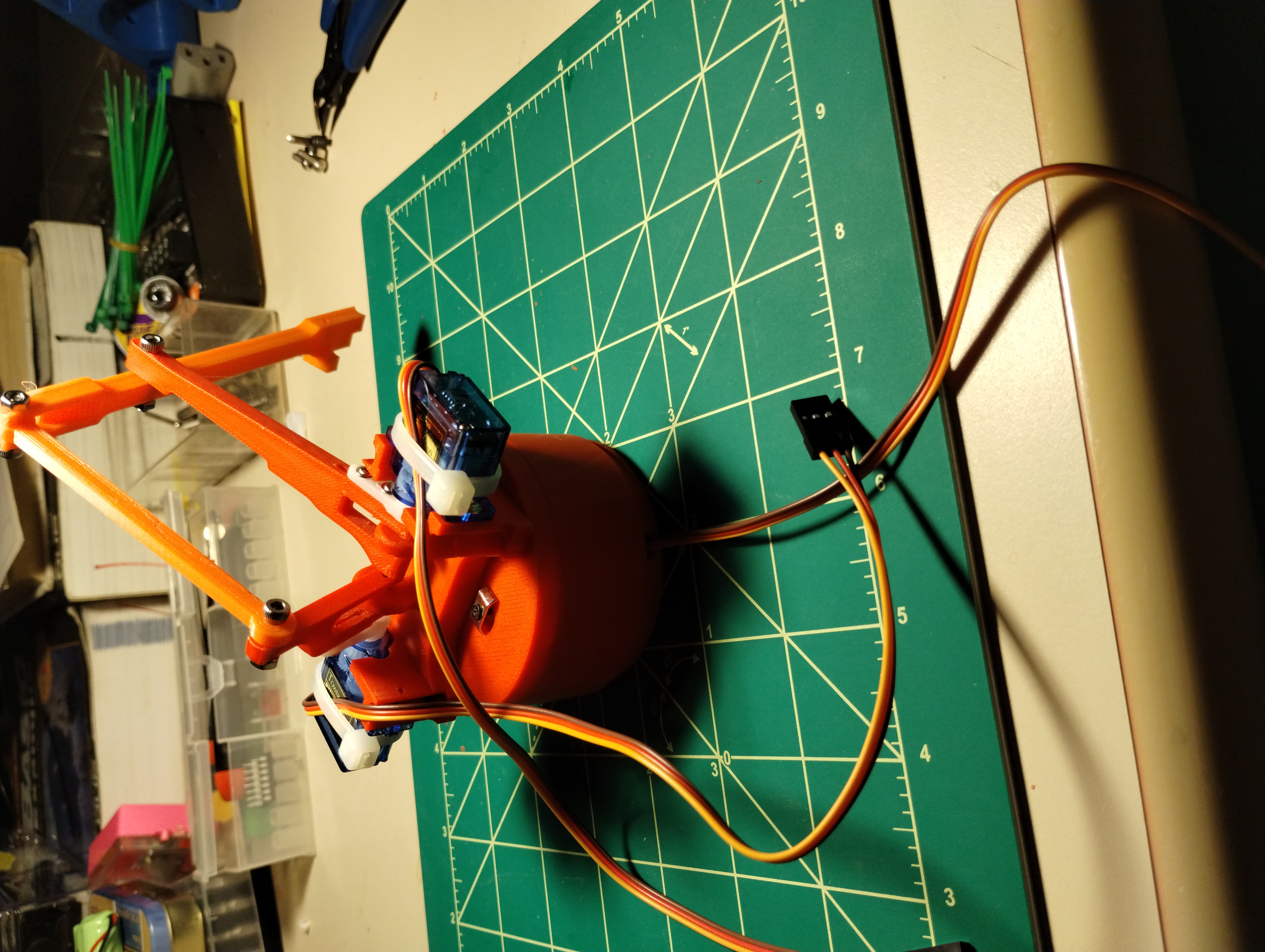 MeArm型节省空间机械臂