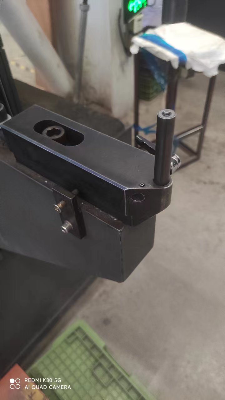 液压压铆机模型MF