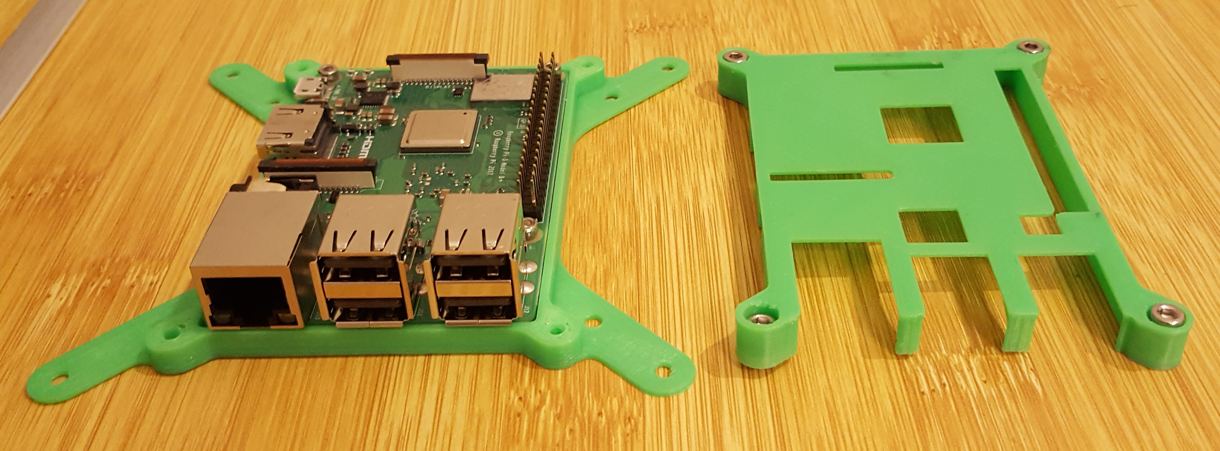 Pi 3 B+ Vesa安装盒