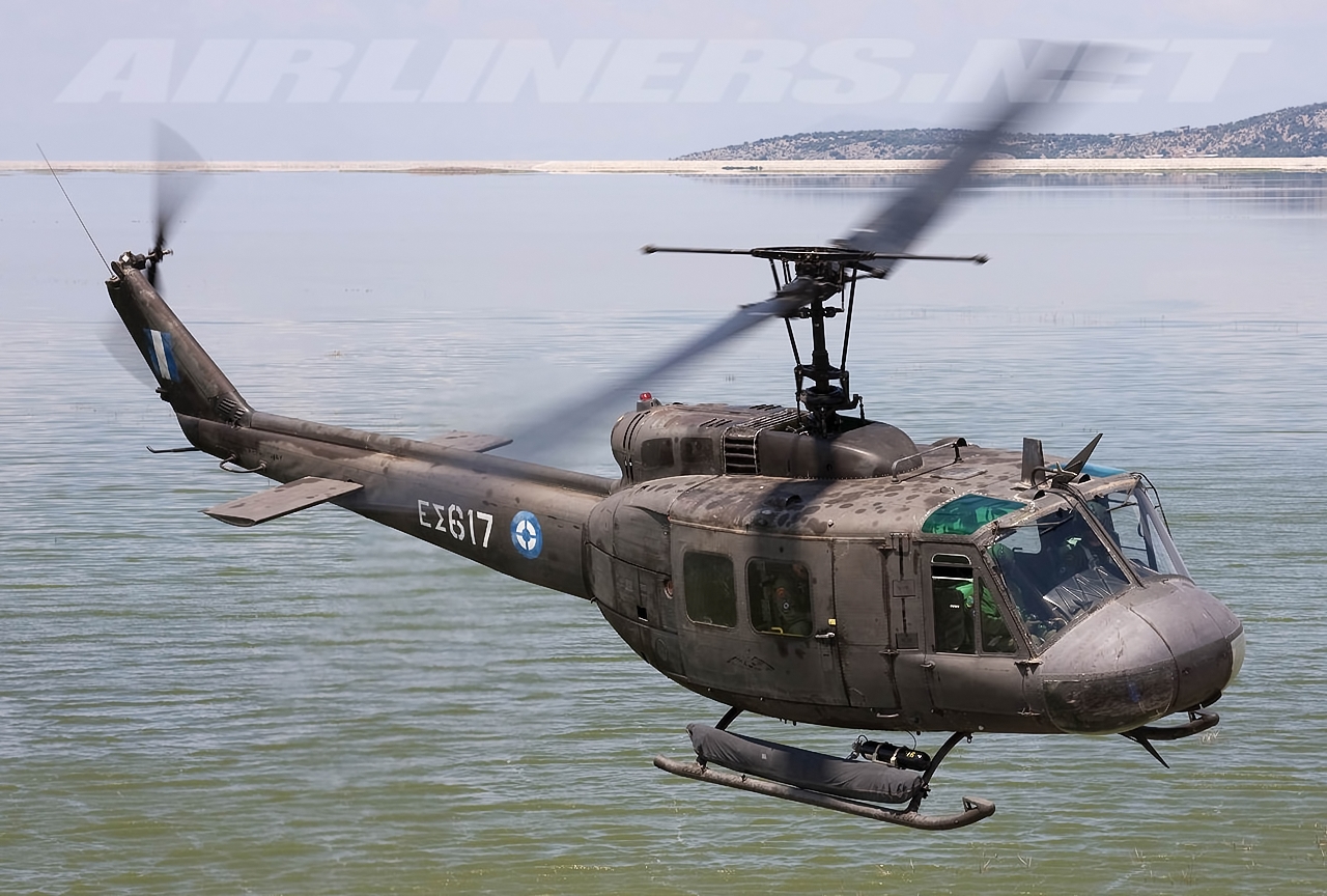 G026536-贝尔 UH-1 长蛇=直升机