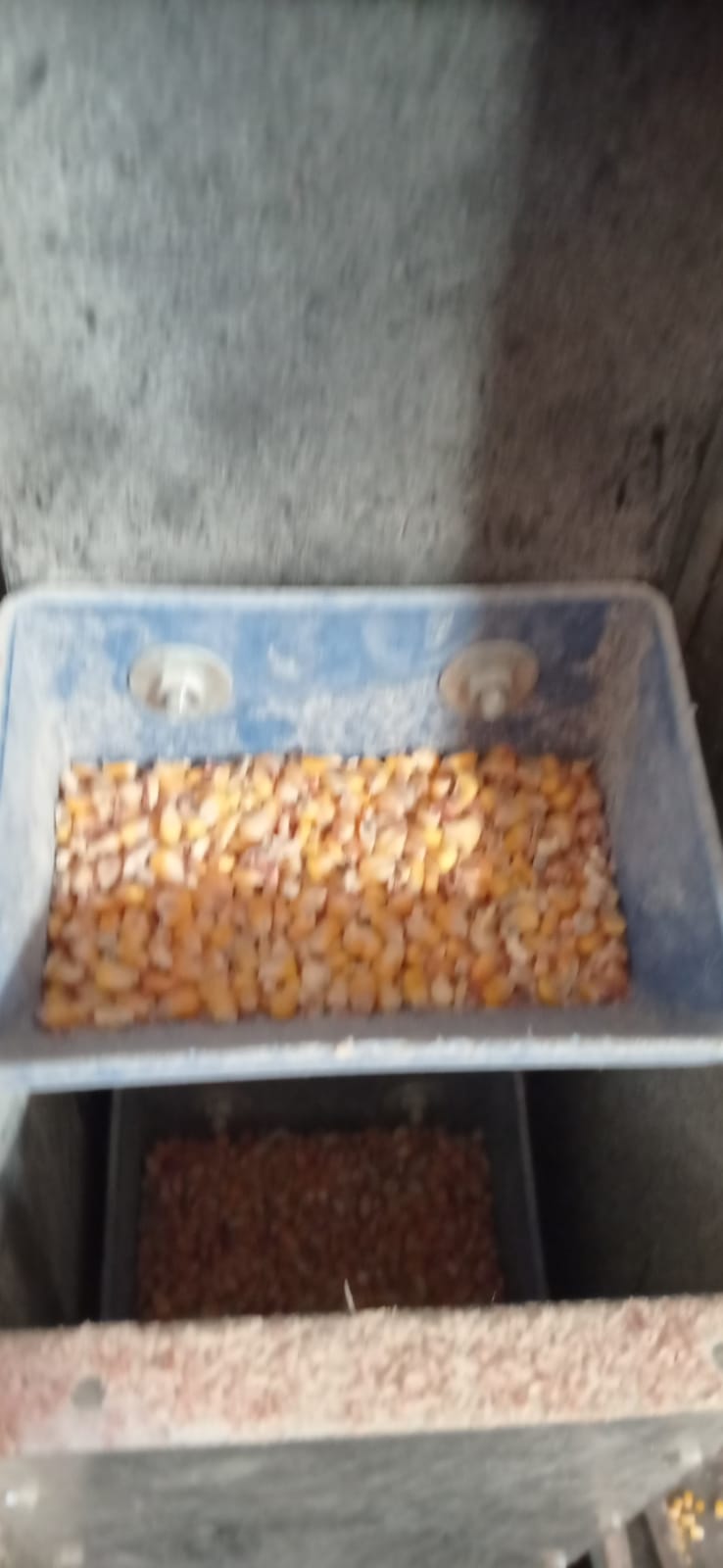 G041902-什么是皮带输送机的骨架？加强材料