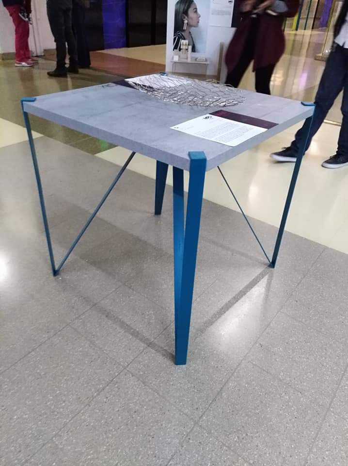 梅萨酒吧 00