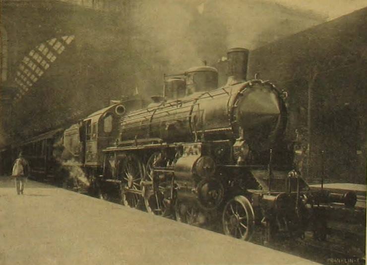G052364-203501 - 蒸汽机车气缸体=发动机引擎