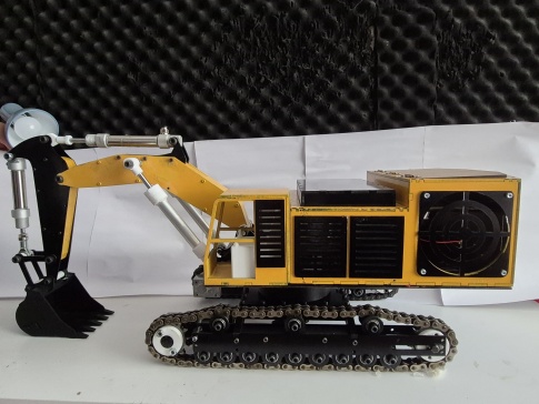 CAT6015B 1_14 比例模型