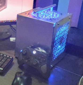 FeroBox - 迷你 ITX