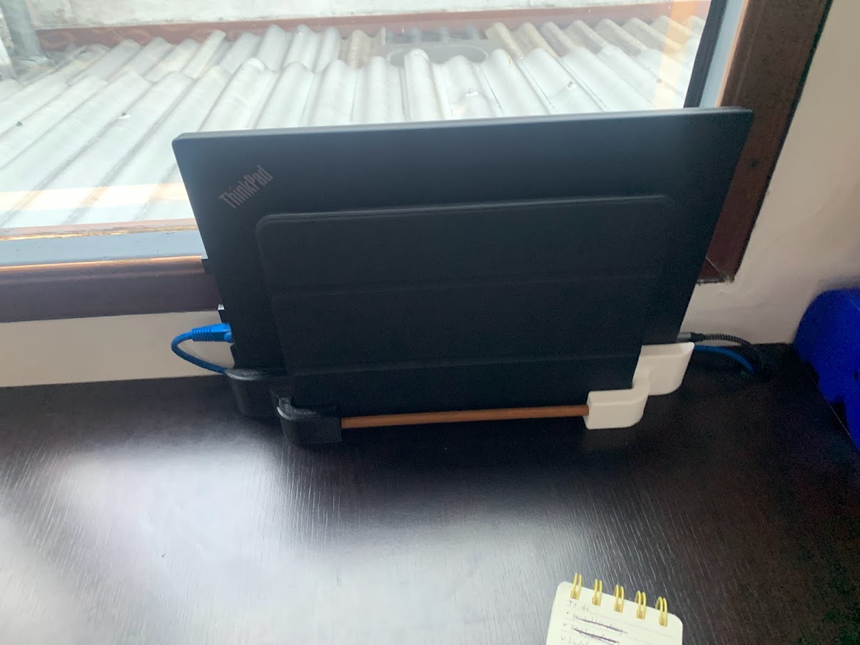 笔记本电脑和iPad支架