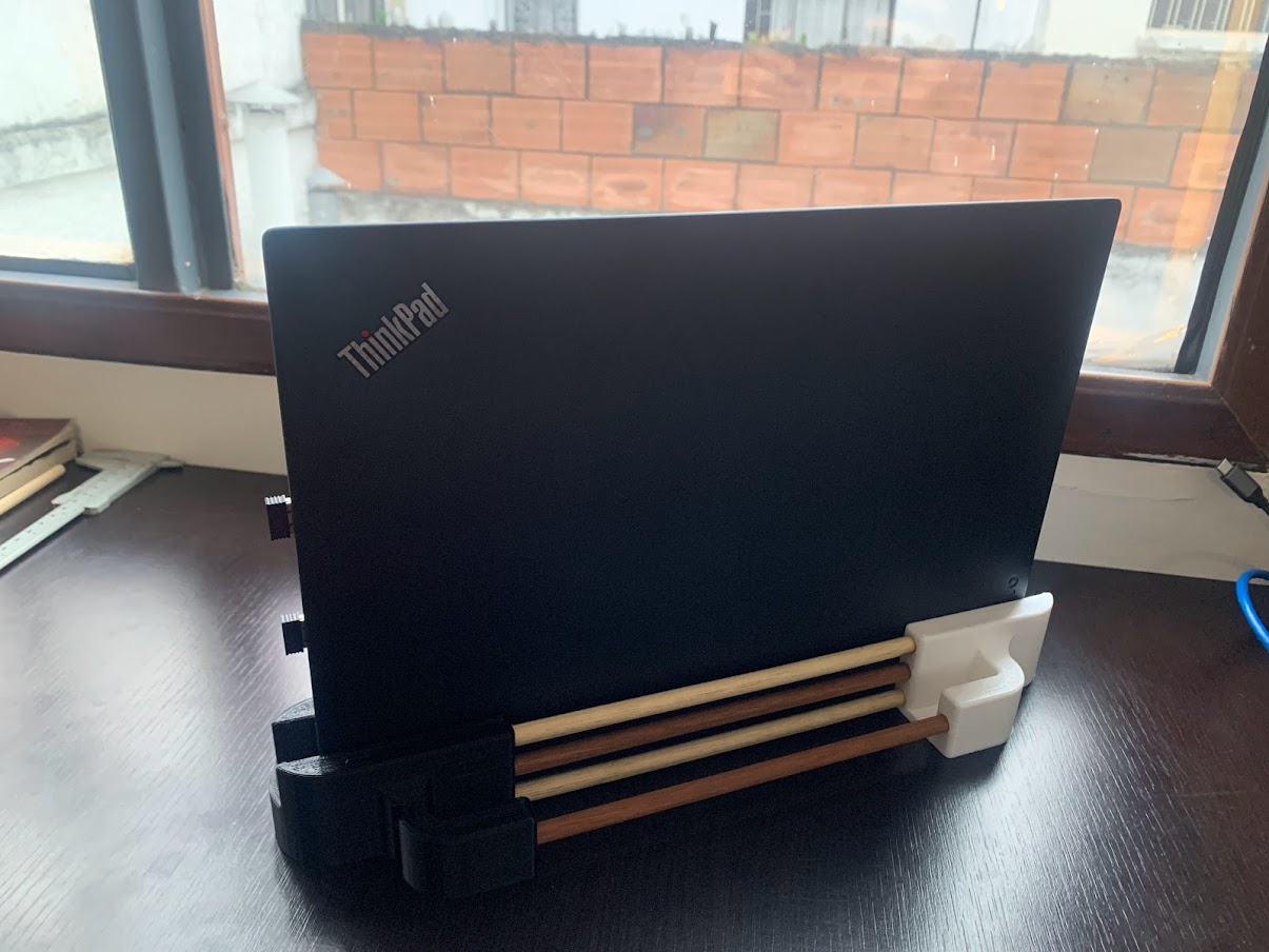 笔记本电脑和iPad支架