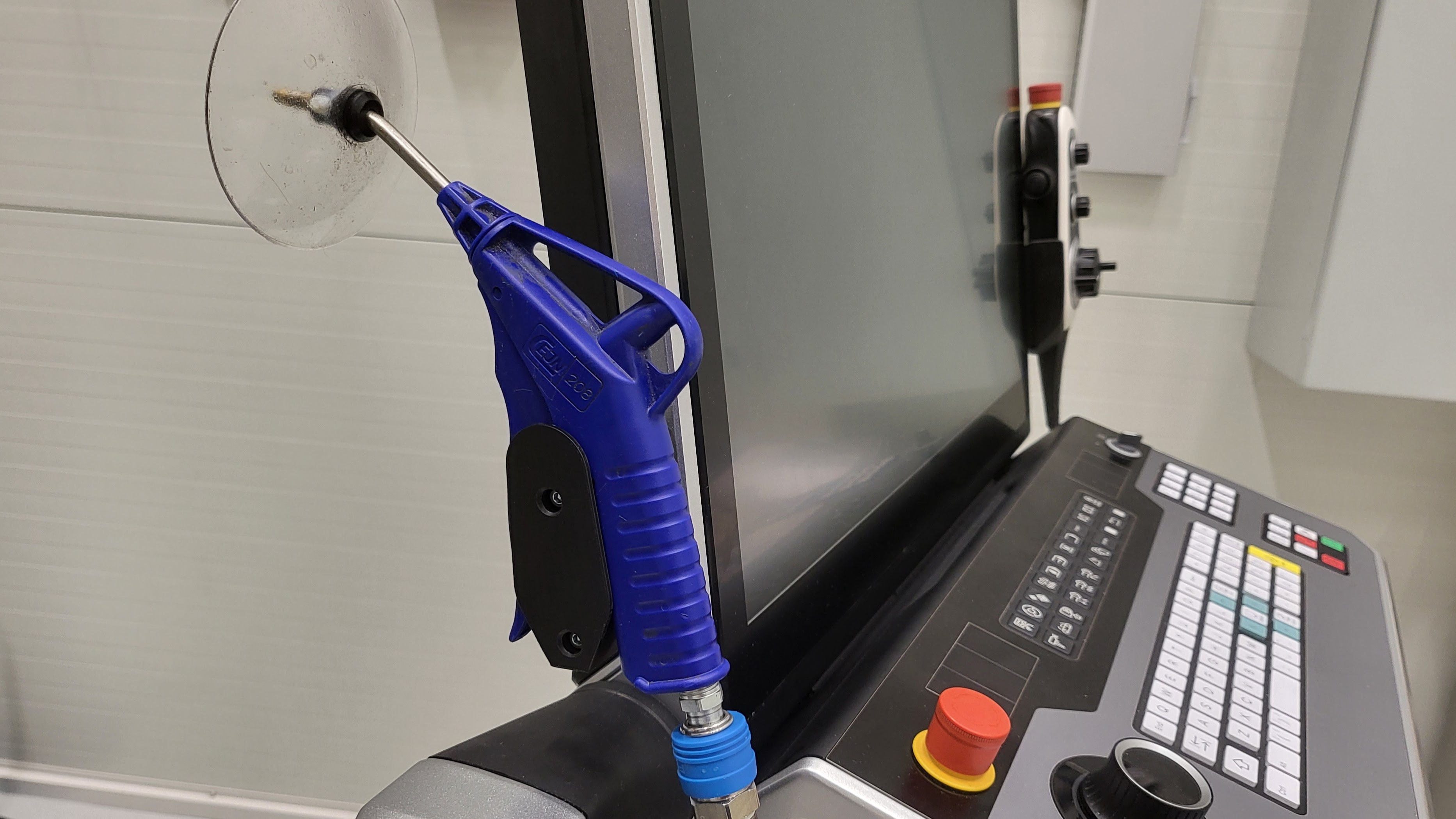 DMG Mori 空气枪支架