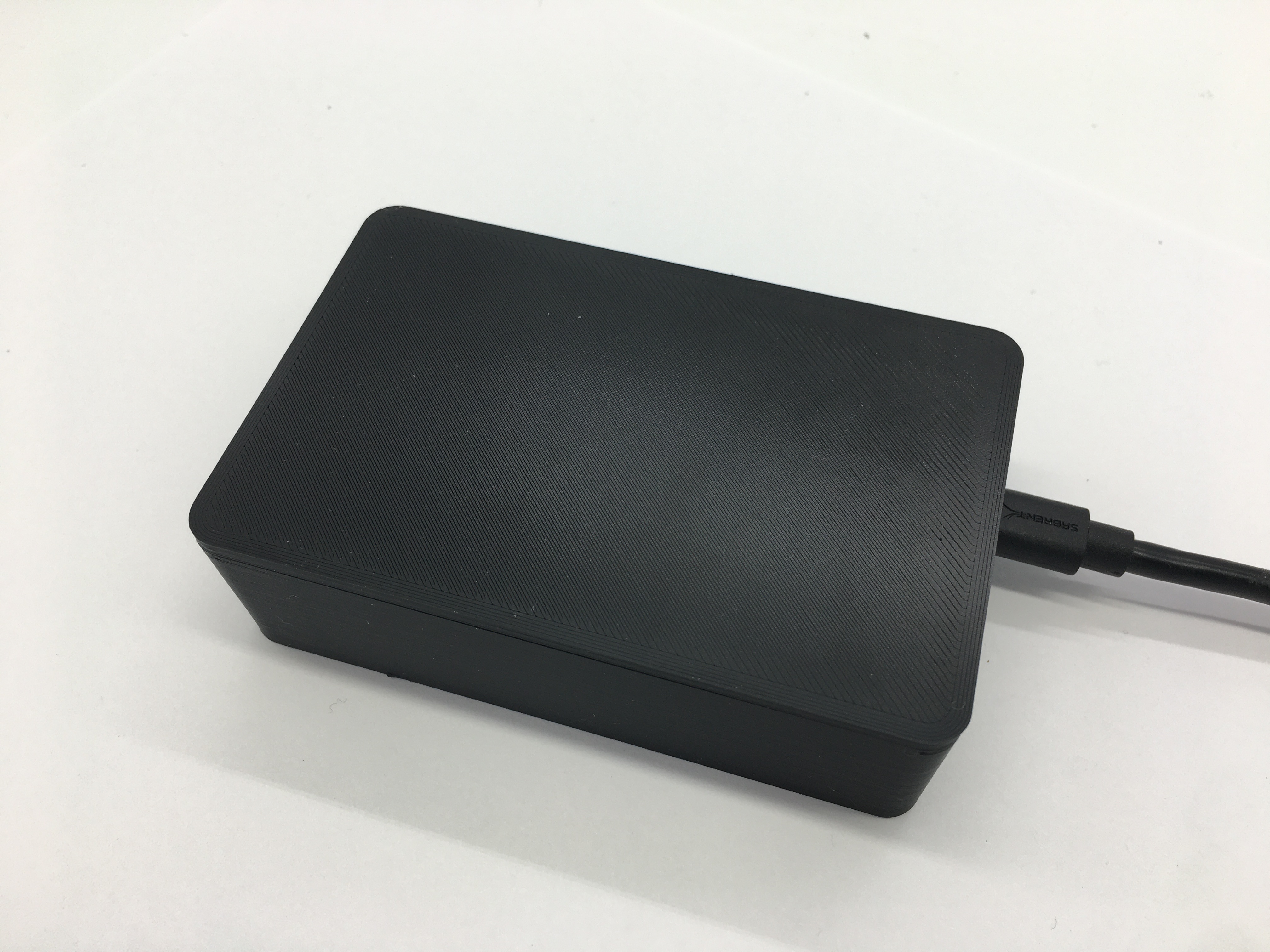 nRF9160 Feather 追踪器外壳