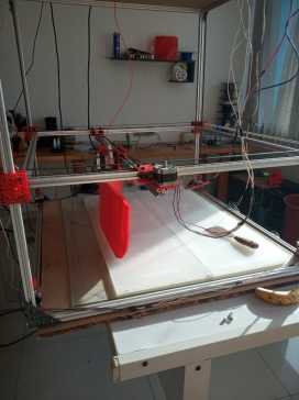 大型3D打印机正在制作中