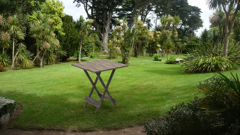 MESA DOBRÁVEL 酒吧