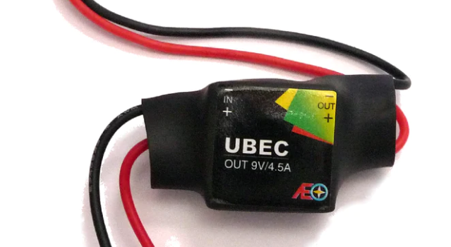 9V 4.5A 电压调节器 BEC