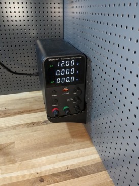 Pegboard_壁挂式用于nankadf钳形表电源供应器