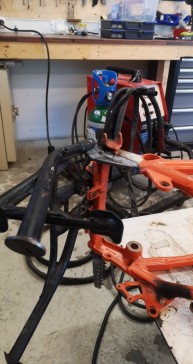 KTM 990 ADVENTURE 边撑 relocation
