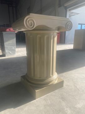 旧纪念碑柱子箱