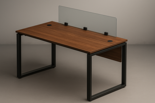 Mesa Reta – 平台风格带丙烯酸隔板 __ Straight Desk – 平台风格带丙烯酸隔板