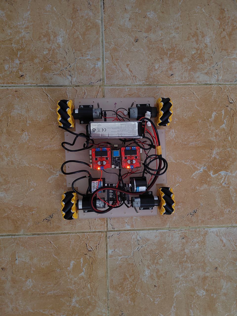 自动化导引车AGV麦克纳姆轮小车