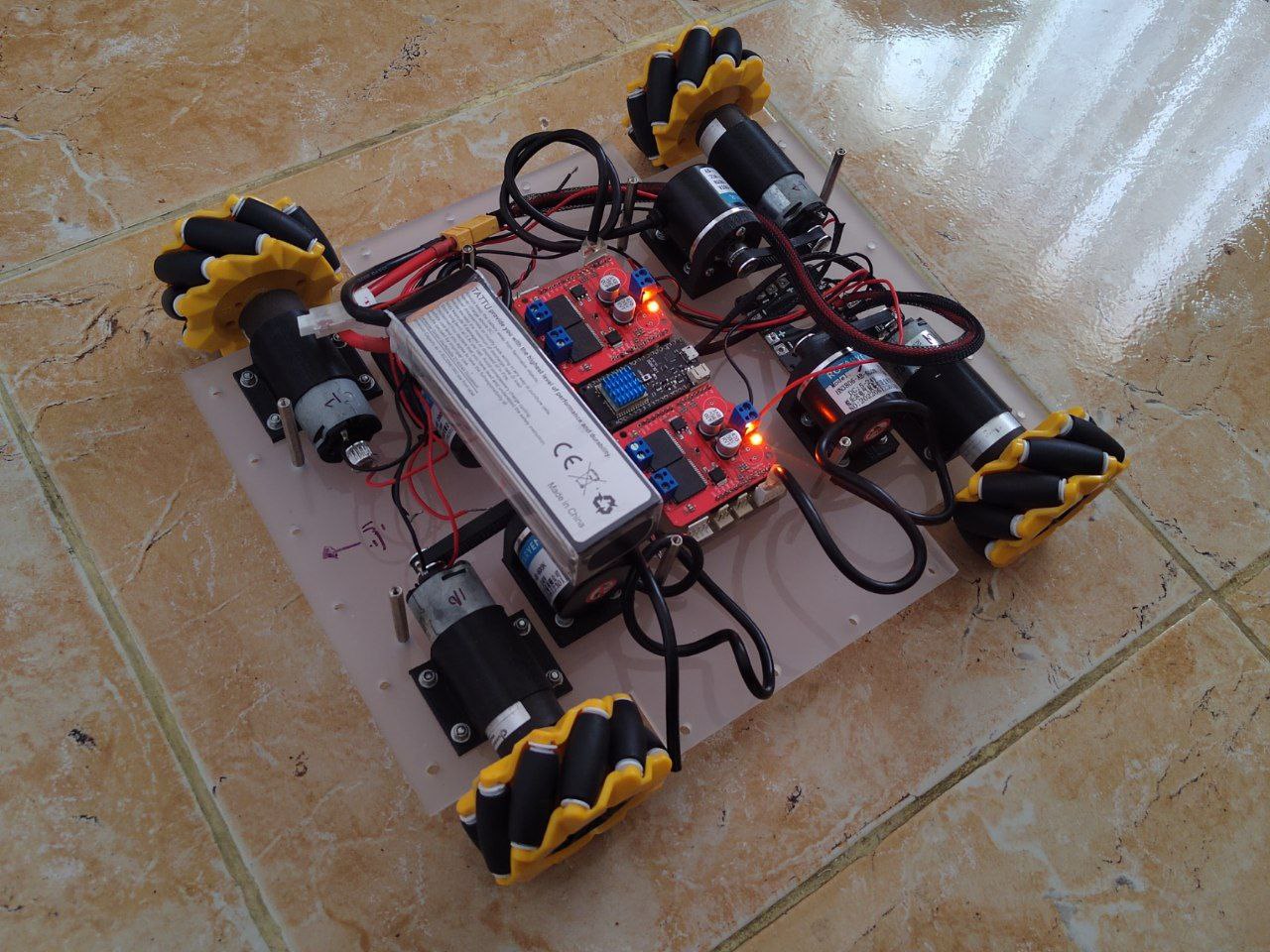 自动化导引车AGV麦克纳姆轮小车