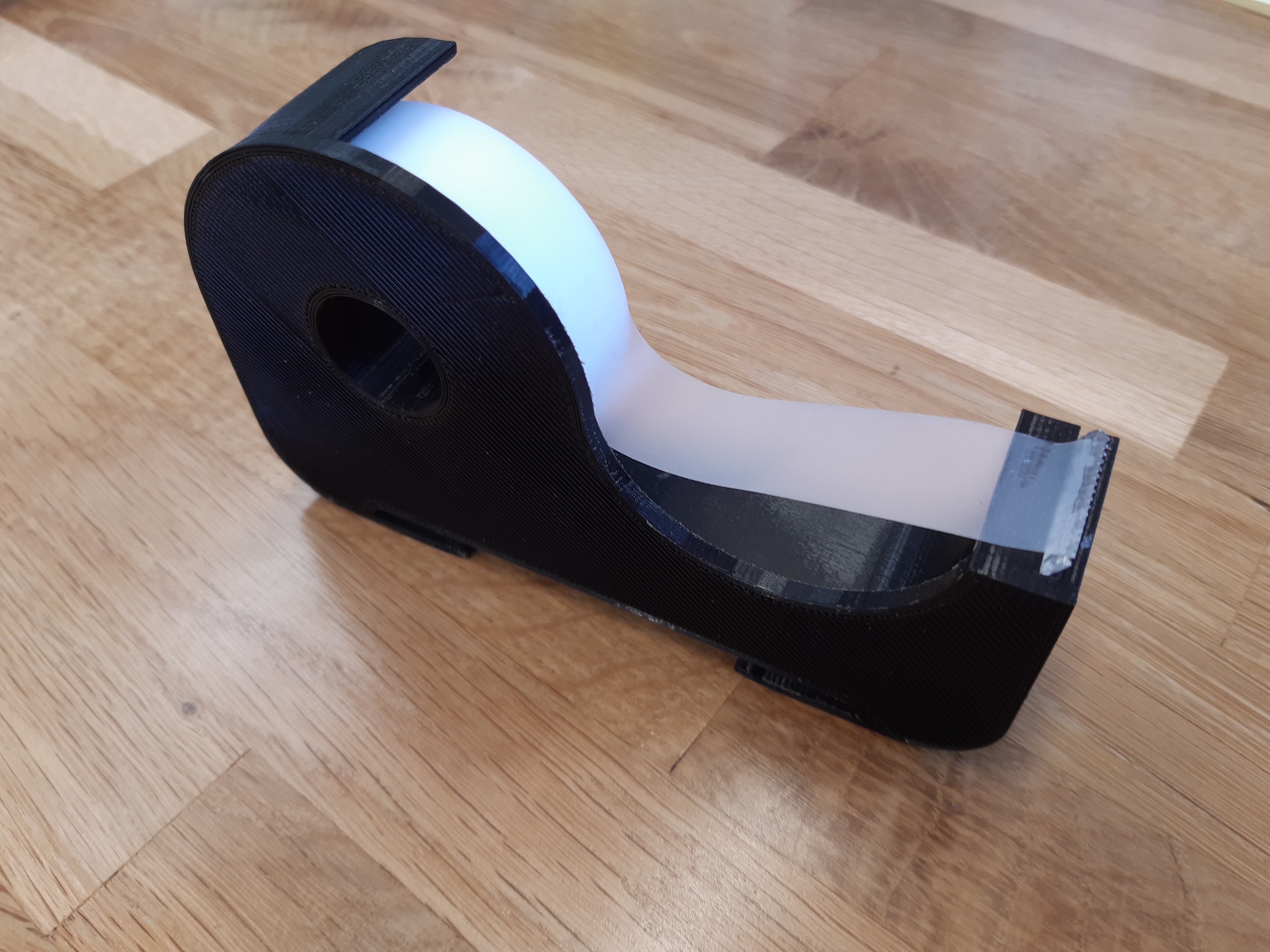 3D 可打印胶带分配器