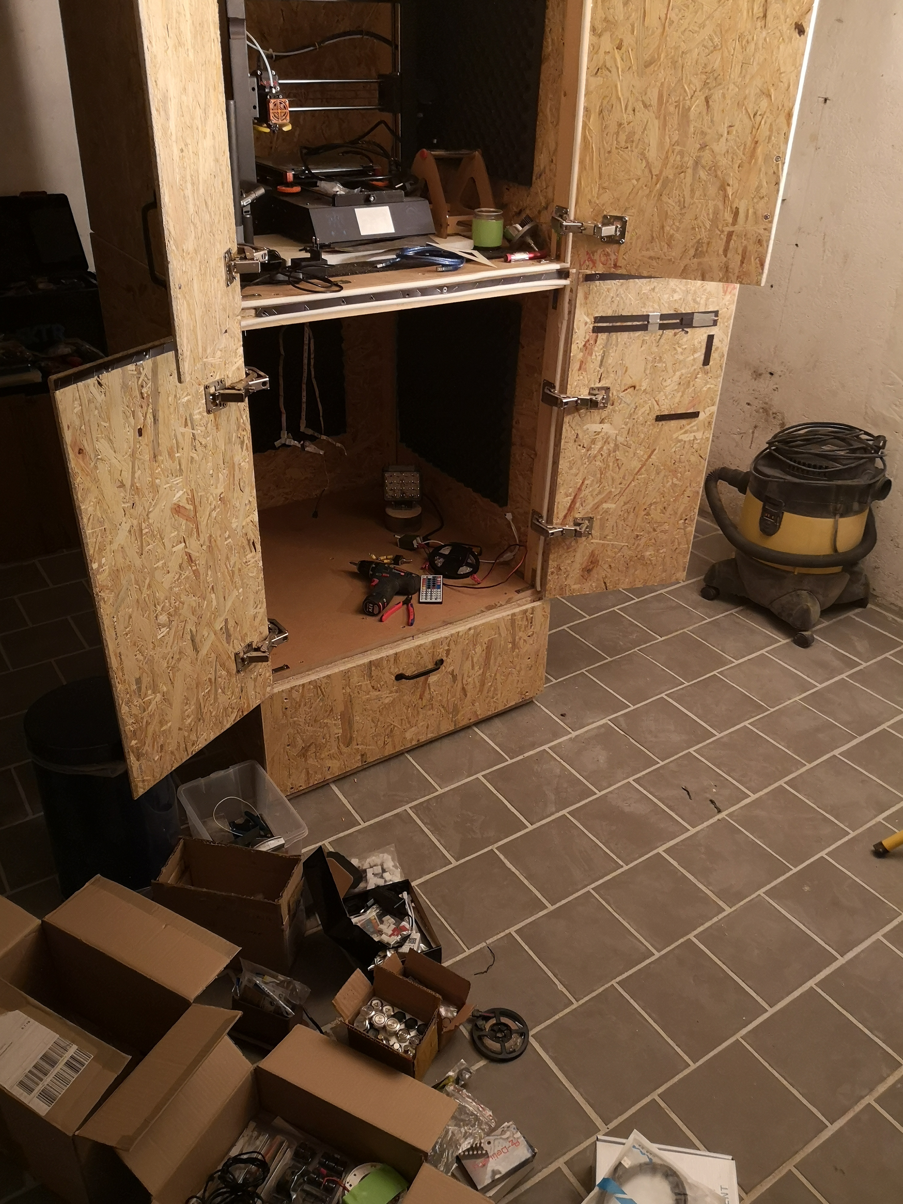 适用于Ender 5 Plus的两台打印机封闭柜