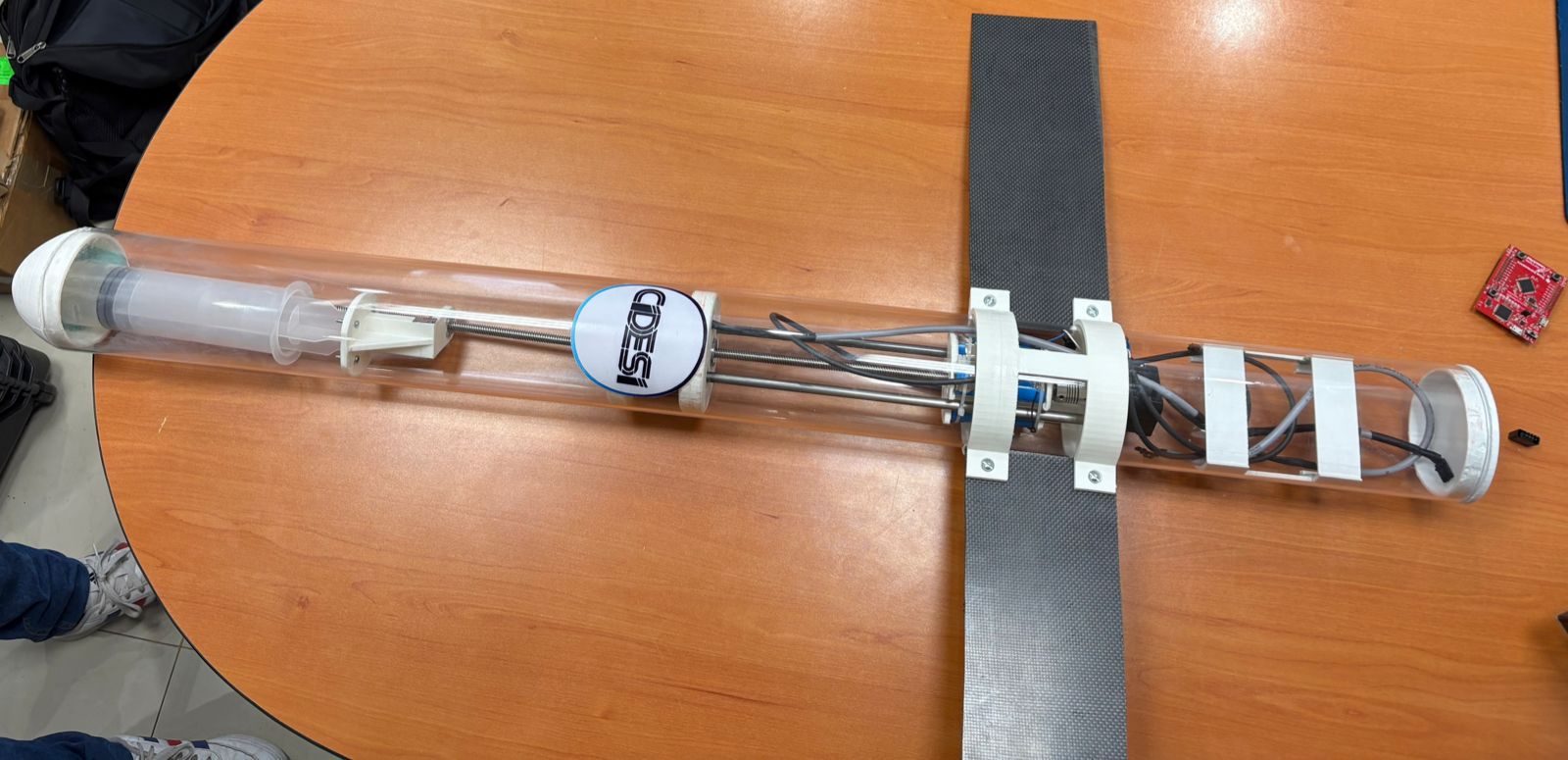 潜水无人航行器