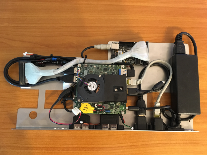 阿米加 500 - 钢板更新到 i3 处理器