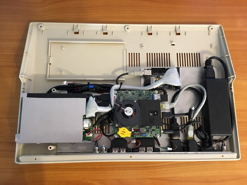 阿米加 500 - 钢板更新到 i3 处理器