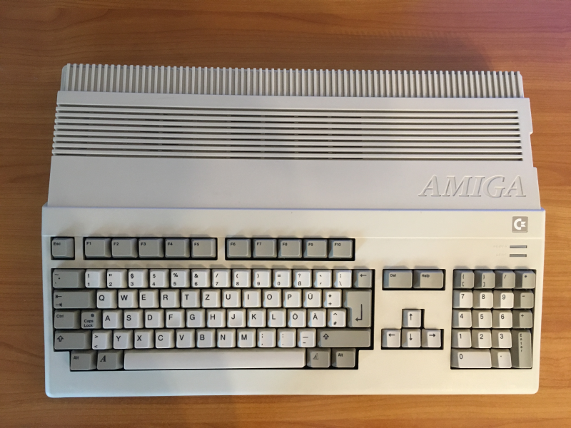 阿米加 500 - 钢板更新到 i3 处理器