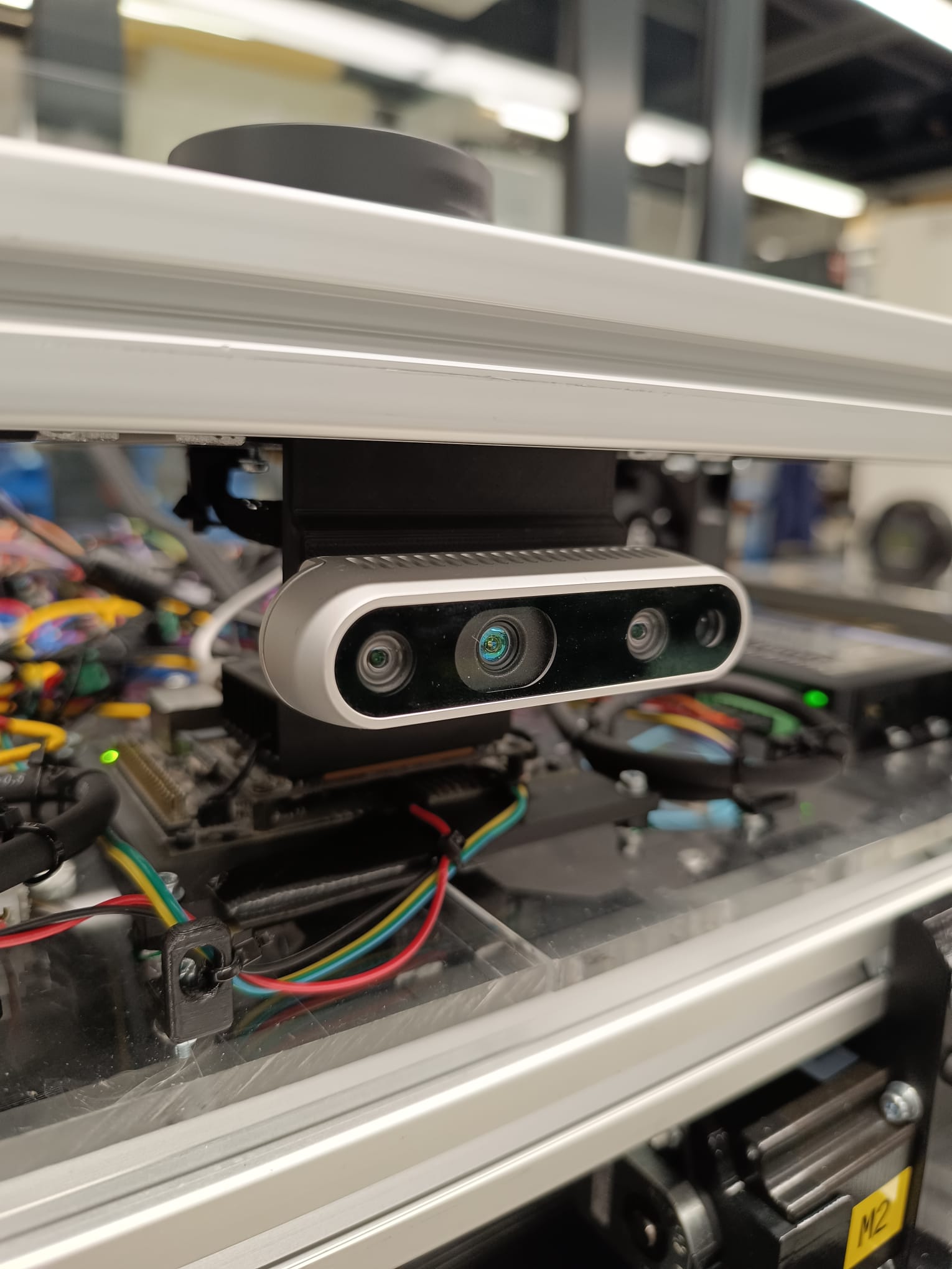 麦克纳姆轮平台