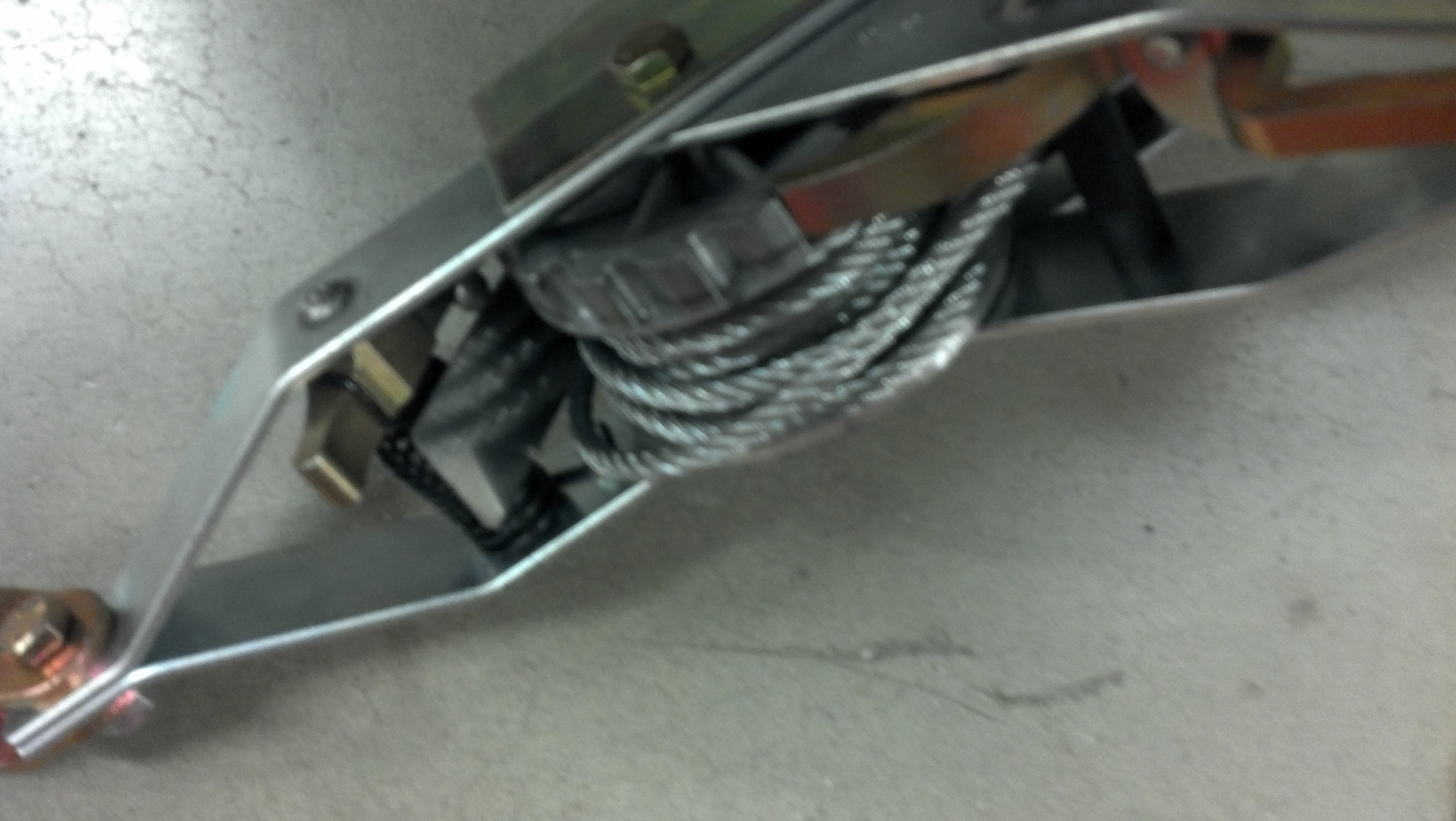 要求出现 STP STL