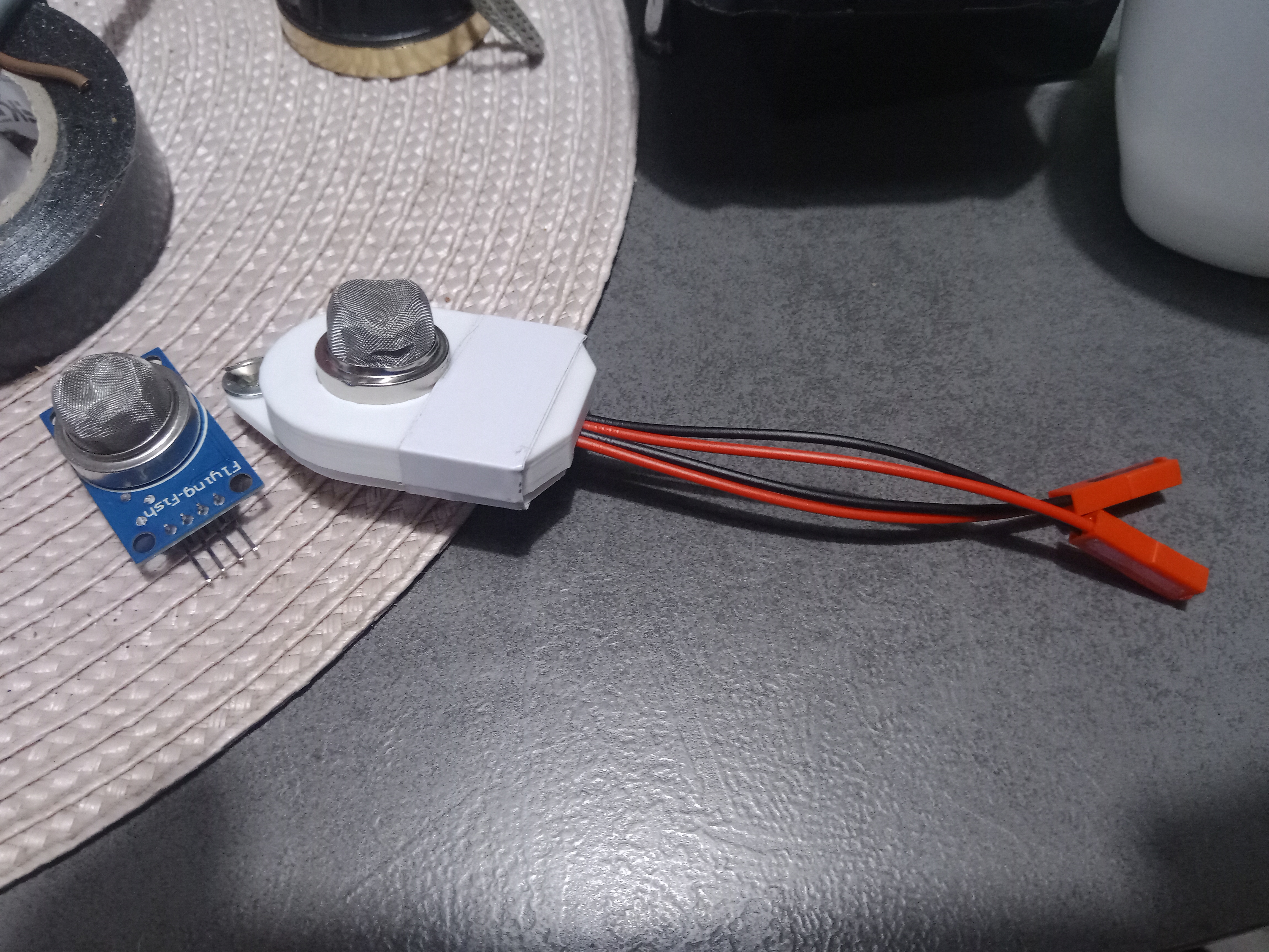 空气传感器 MQ 系列的盒子