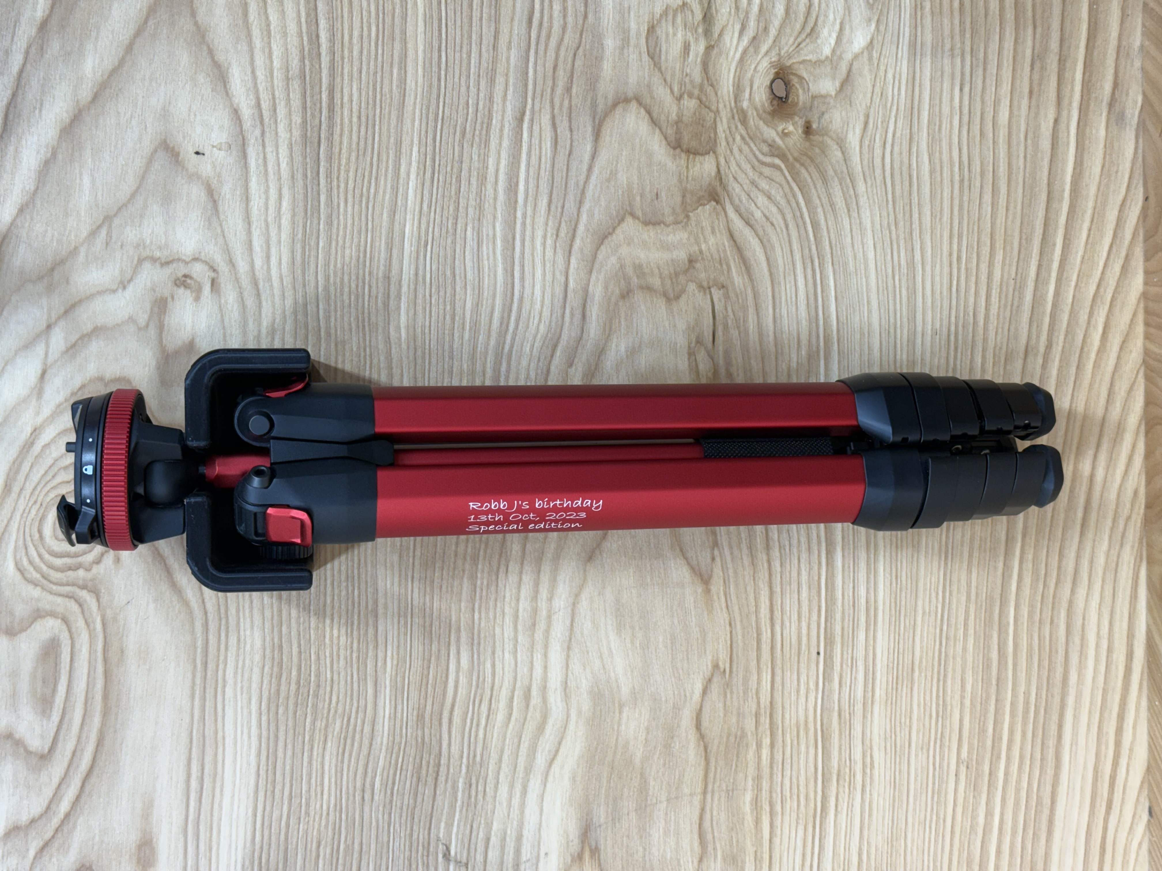 peak-design-travel-tripod-wall-mount-hanger-1.snapshot.3