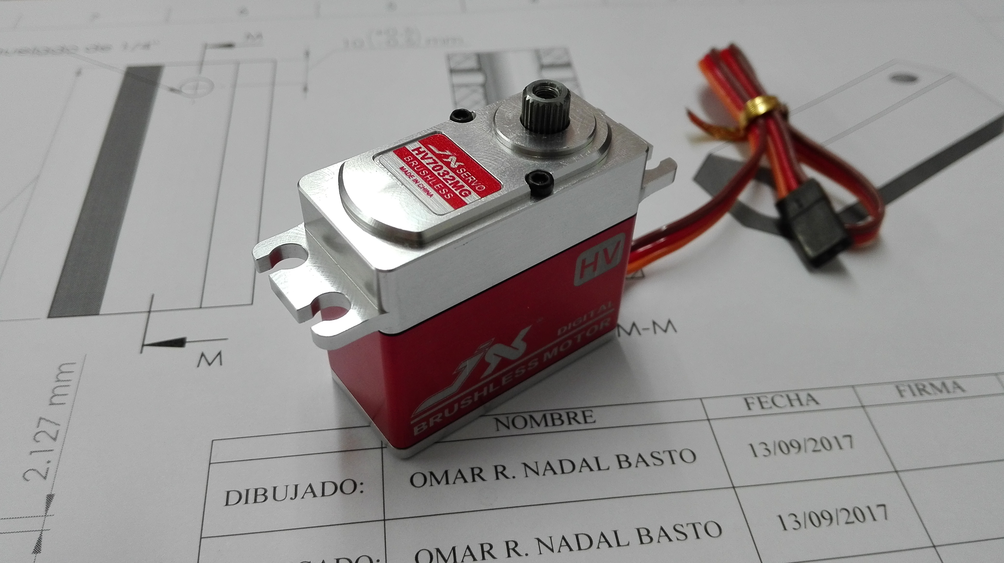 026-舵机-HV7032MG SW