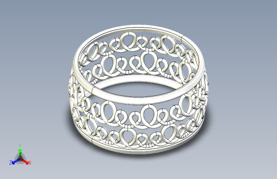 B3001277-绿色金戒指，带有螺旋装饰