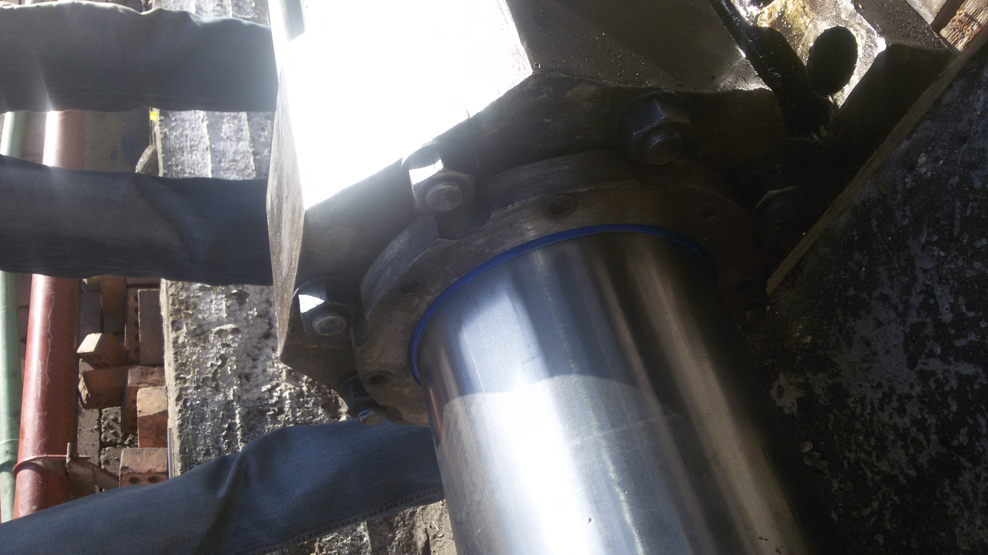 A0002765-拉杆式液压缸 280x220x1400 毫米