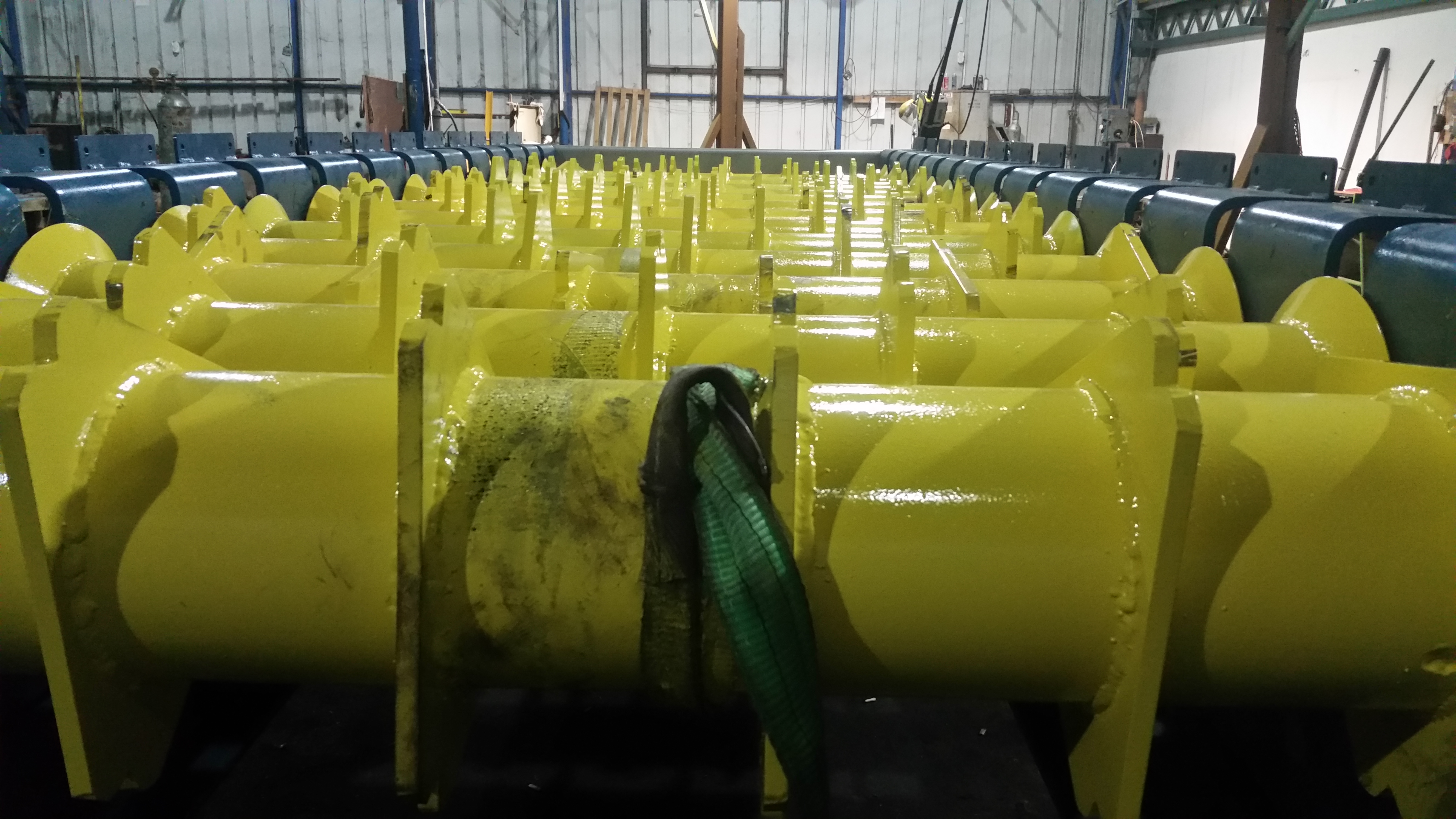 A2004647-摇摆喂食器