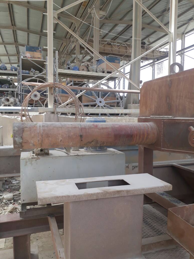 焊接式液压缸-200x130x2046-mm-1.snapshot.1