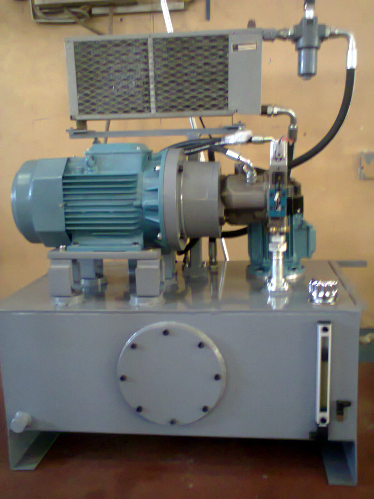 A0003217-液压单元带储油箱