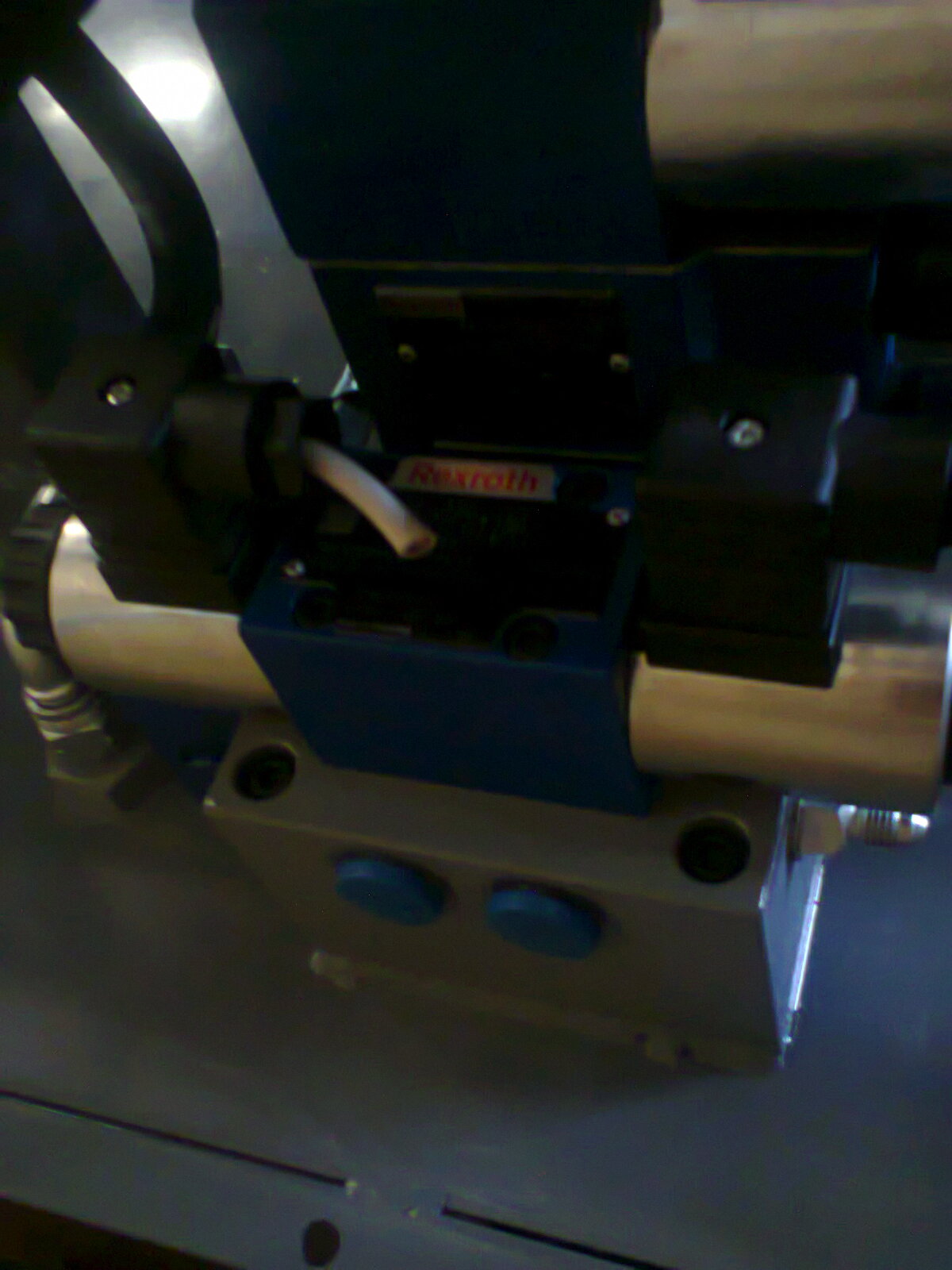 A0003217-液压单元带储油箱