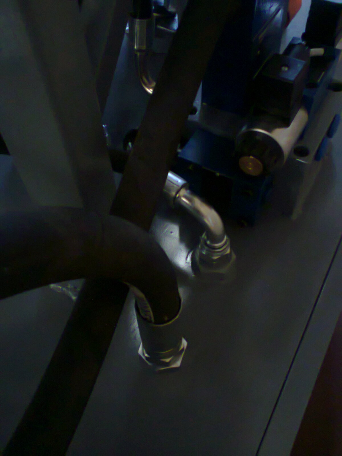 A0003217-液压单元带储油箱