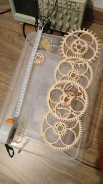 精美木钟模型玩具SW
