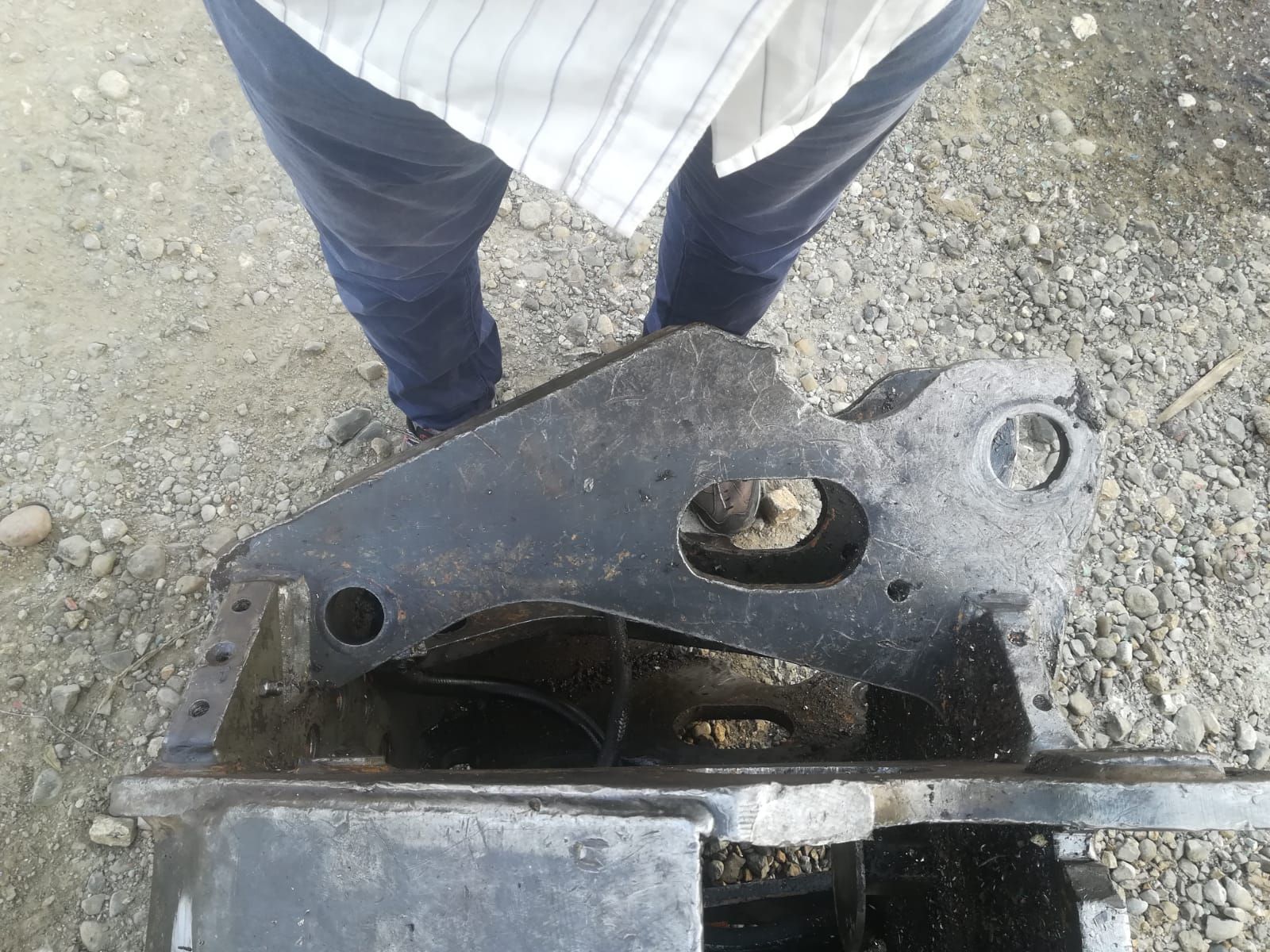 金属废料抓取器