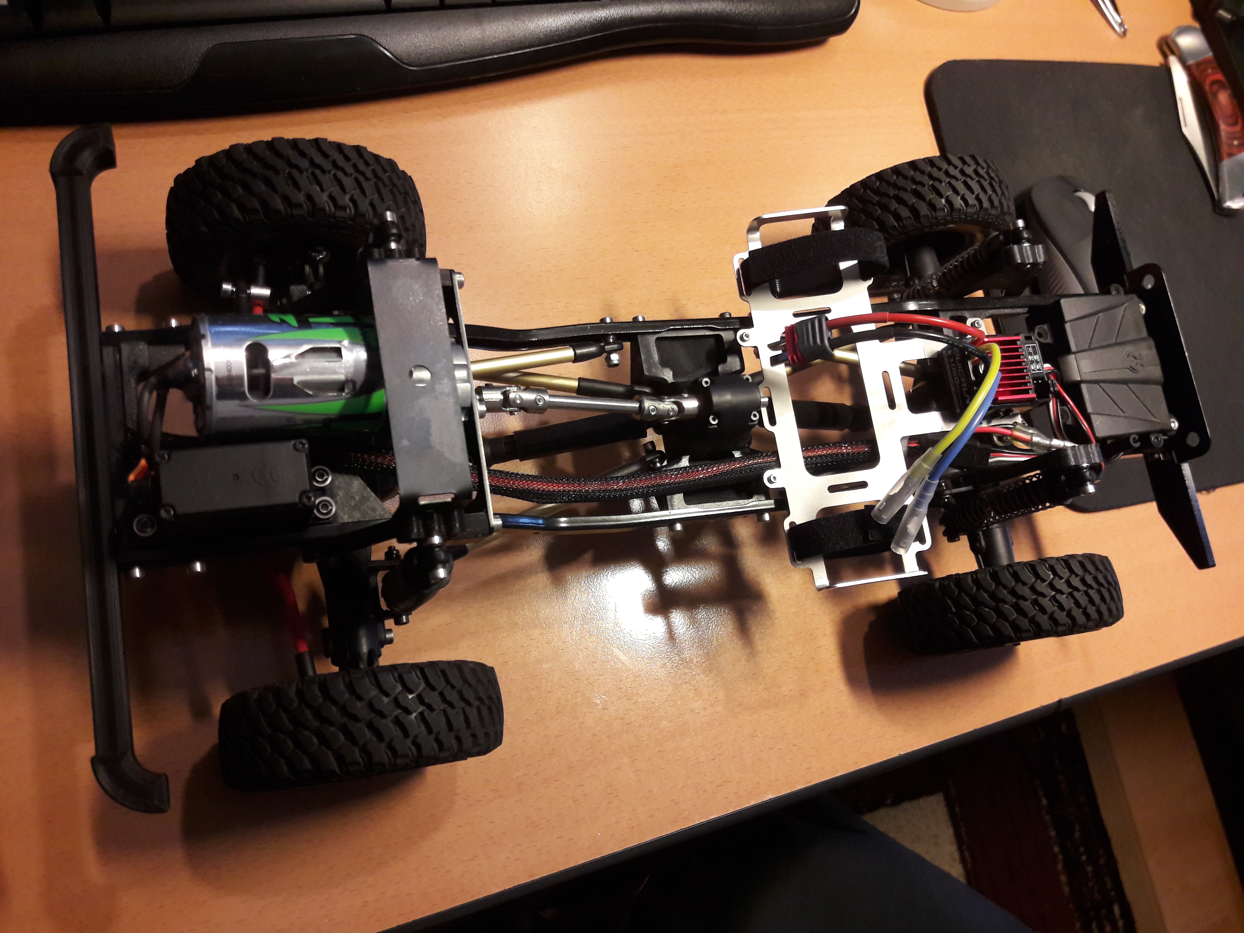 Defender D90遥控车模型3D图纸 STP格式