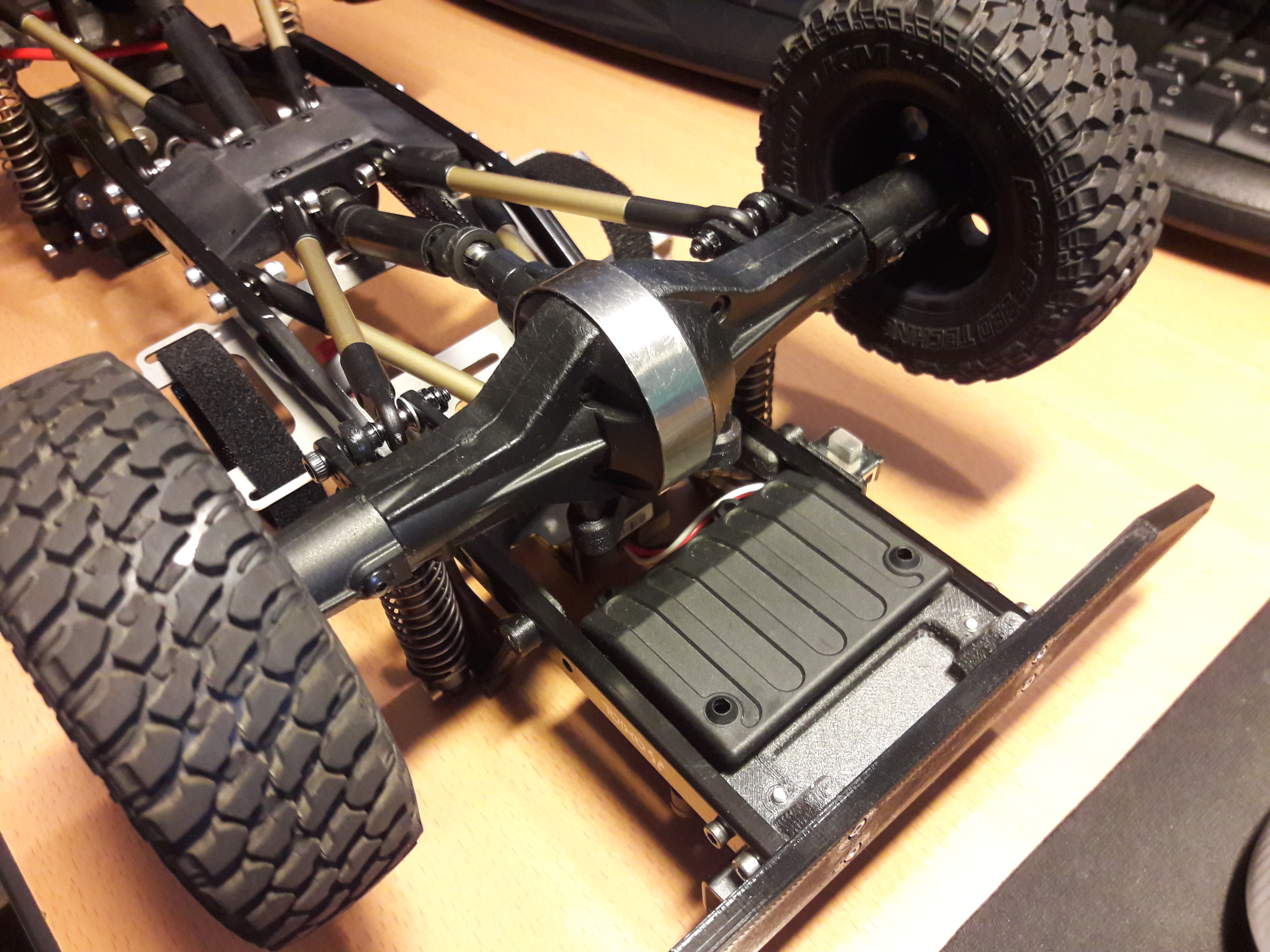 Defender D90遥控车模型3D图纸 STP格式