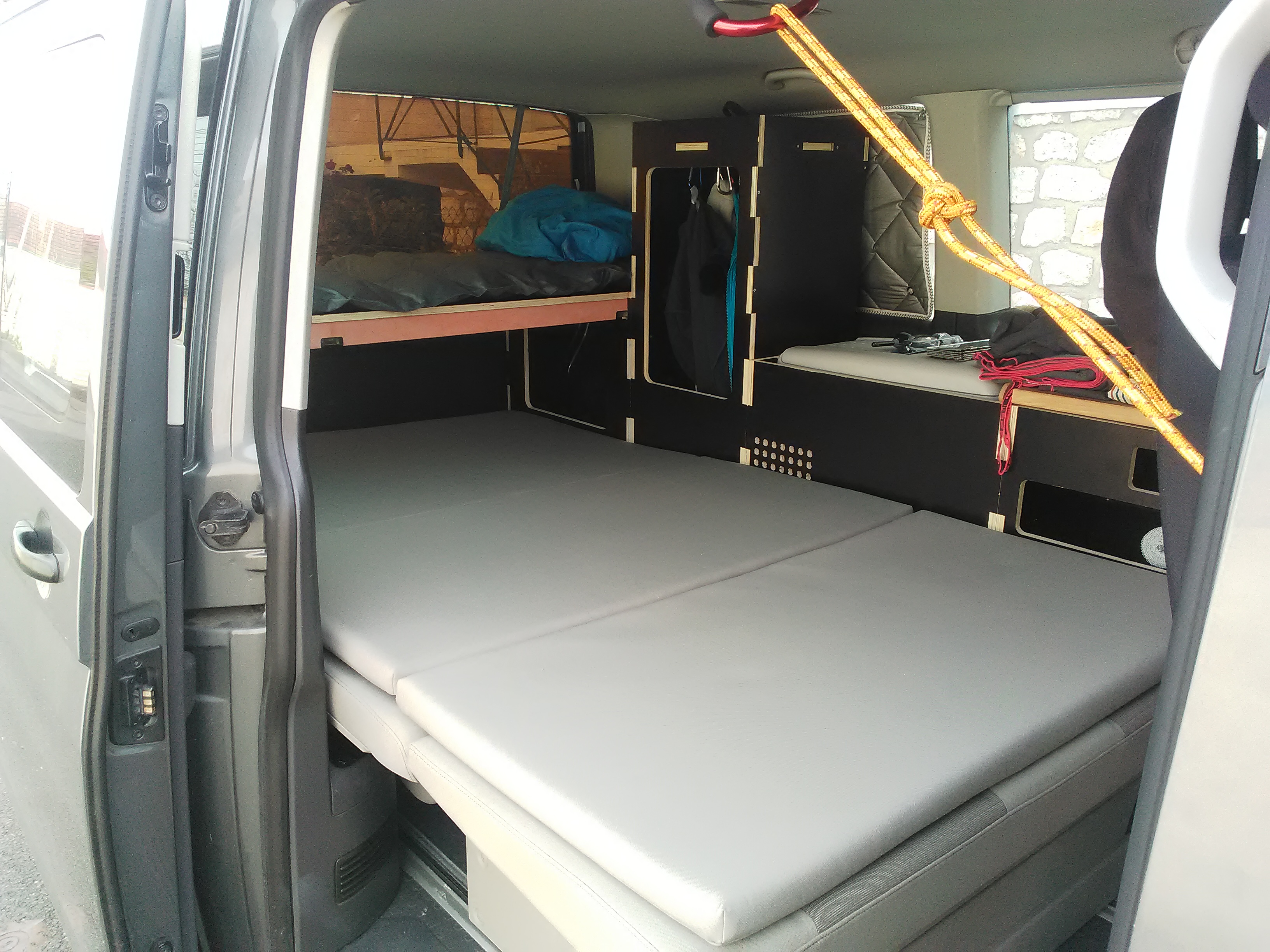 T5 多厢式露营车