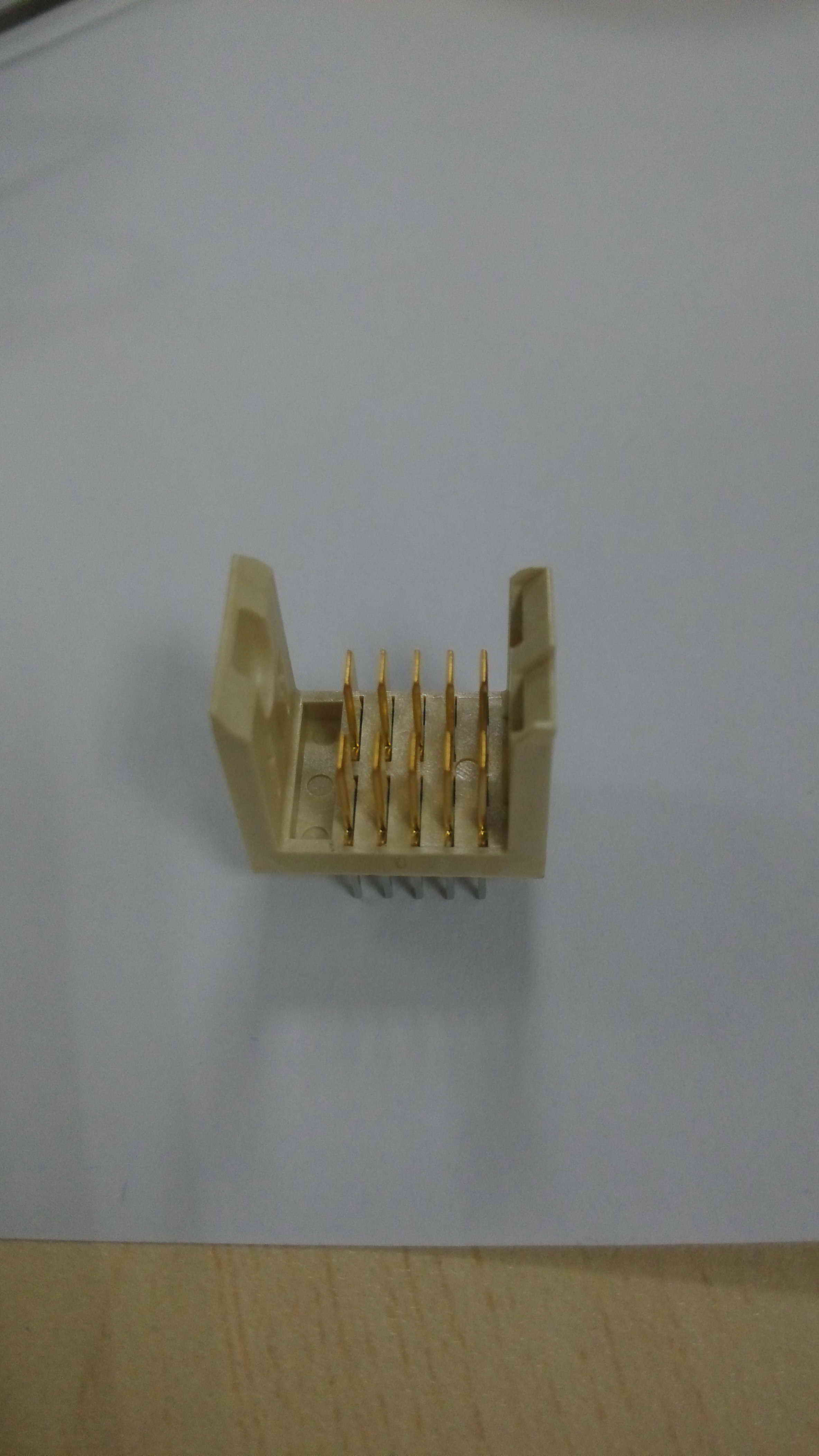 复珊端子pin入孔与否检测机