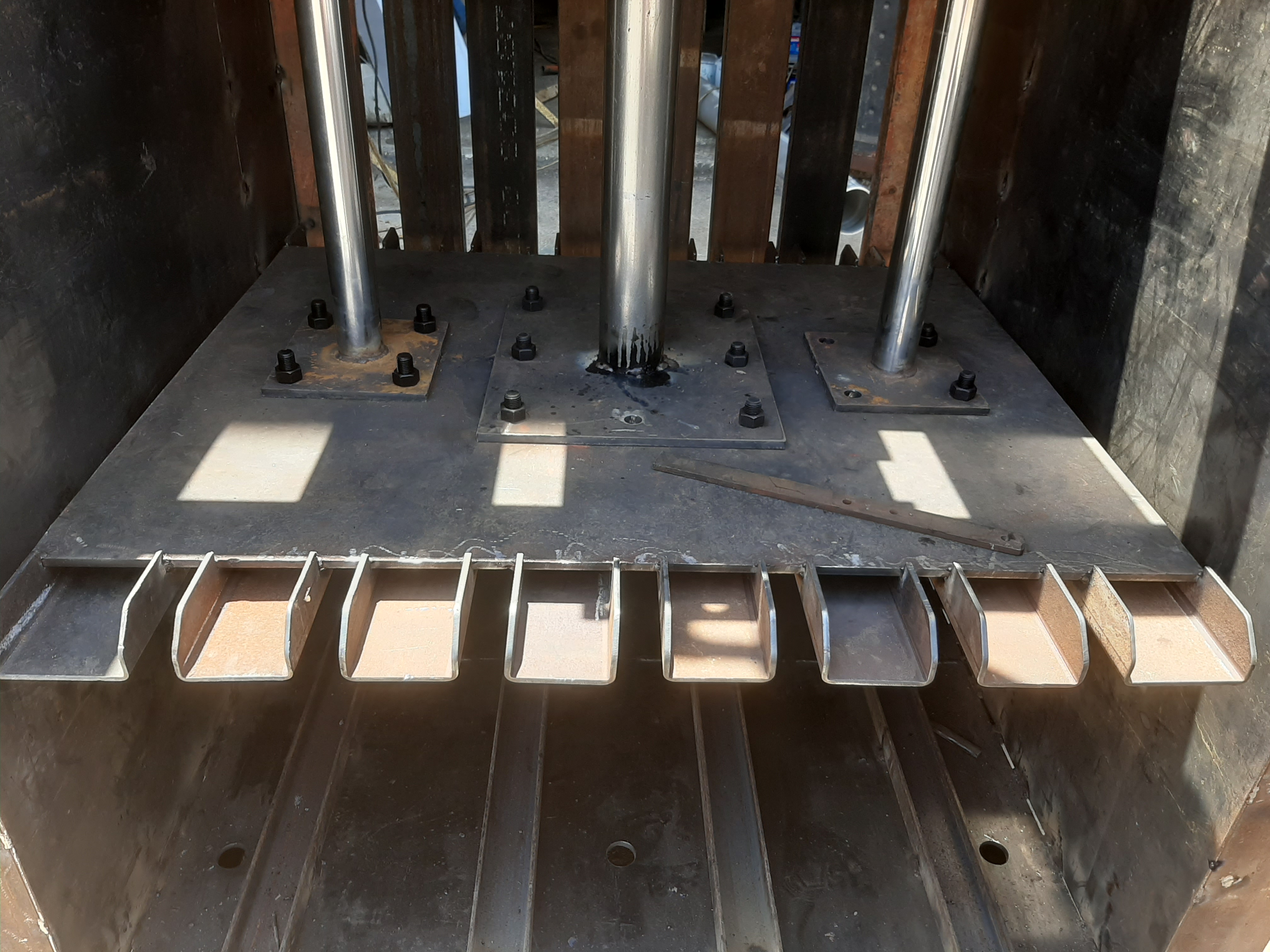 用于PET回收线的60T液压打包机